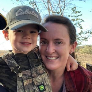 Meet your Posher, Kayla